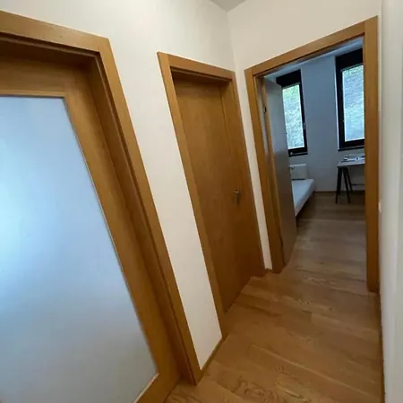 Prestige Living, 2br Luxury Apartment, Koliba Location, Free Parking